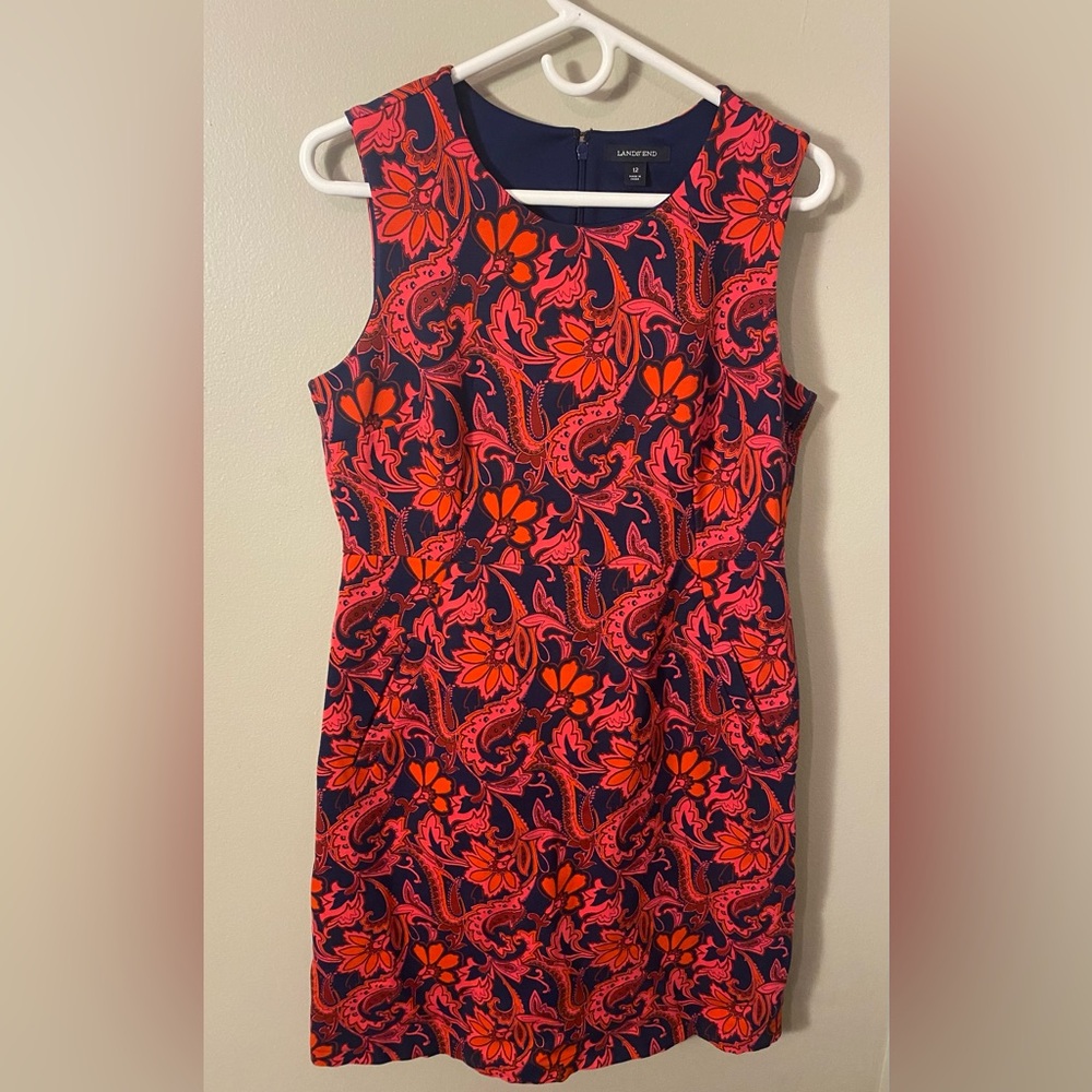 Lands’ End red and navy blue floral dress excellent condition